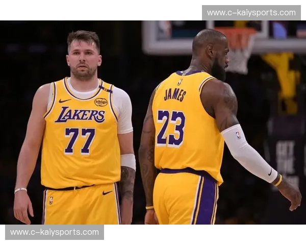 湖人vs掘金回放今天：宿命对决下的战术复盘，勒布朗与约基奇的巅峰博弈